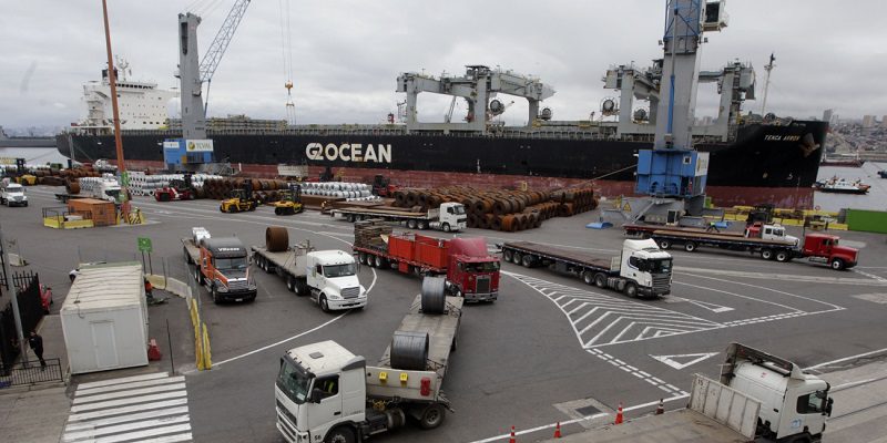 “Cómo habrá un puerto de gran escala sin un ferrocarril de gran escala. Es absurdo”