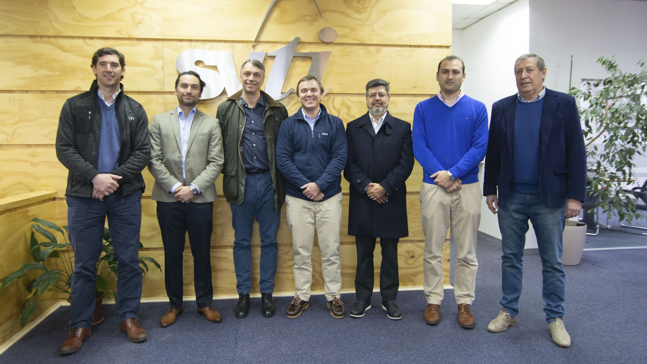Representantes de Bahía Blanca visitan Puertos de Talcahuano