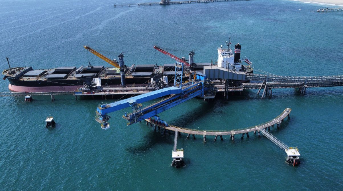 Inauguran nuevo terminal para embarque de concentrados de cobre en Mejillones